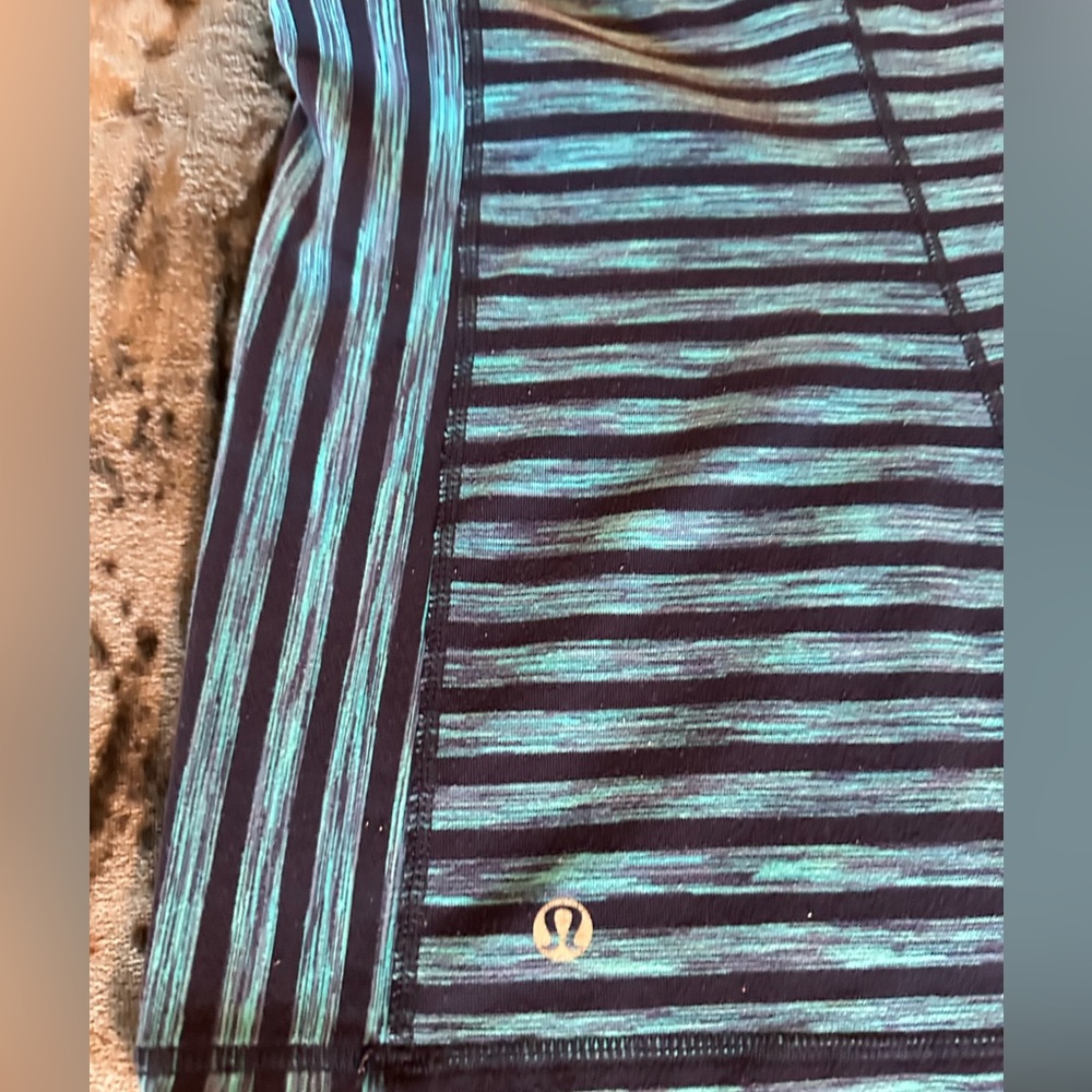 Lululemon Tank - Picture 4 of 7